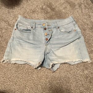 Universal Thread Light Wash Jean Shorts